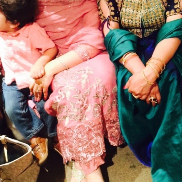 Pakistani/Indian/Bangladeshi dress/clothes - Picture 2 of 2